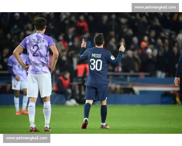 欧战焦点对决基辅迪纳摩迎战年轻人胜负悬念拉满小组出线关键一役