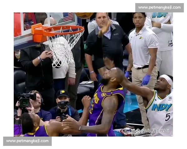 湖人客场挑战热火 詹姆斯领衔争夺胜利之战